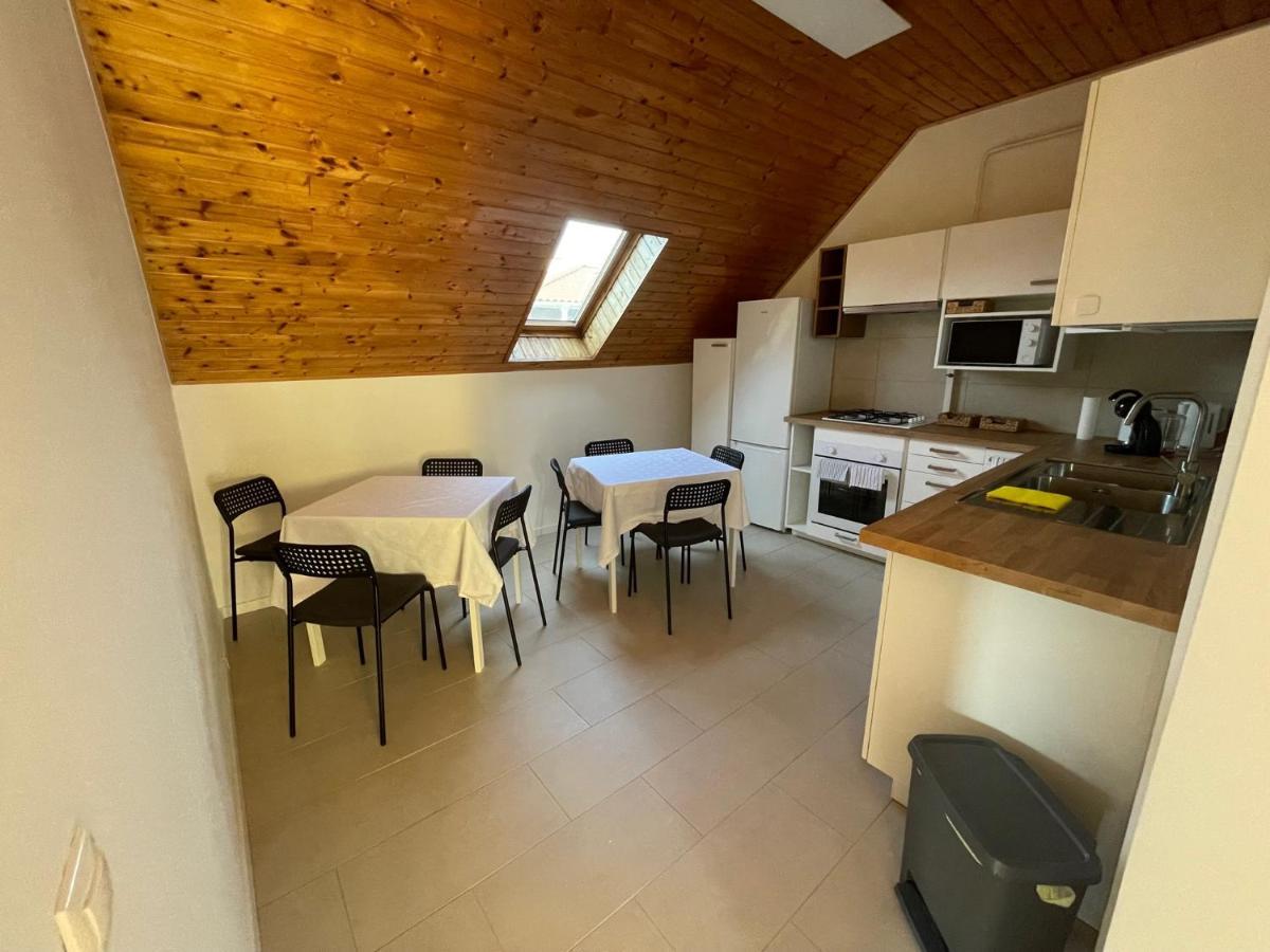 Varlak Vendeghaz Guest house *